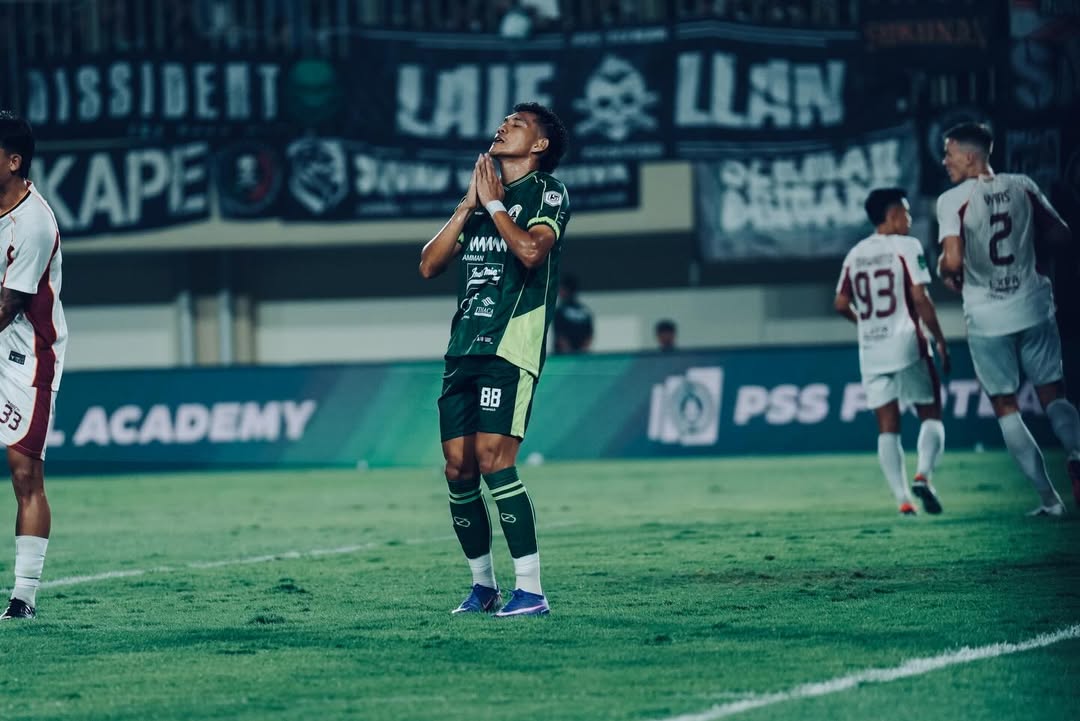 Irvan Mofu / Corner Sleman